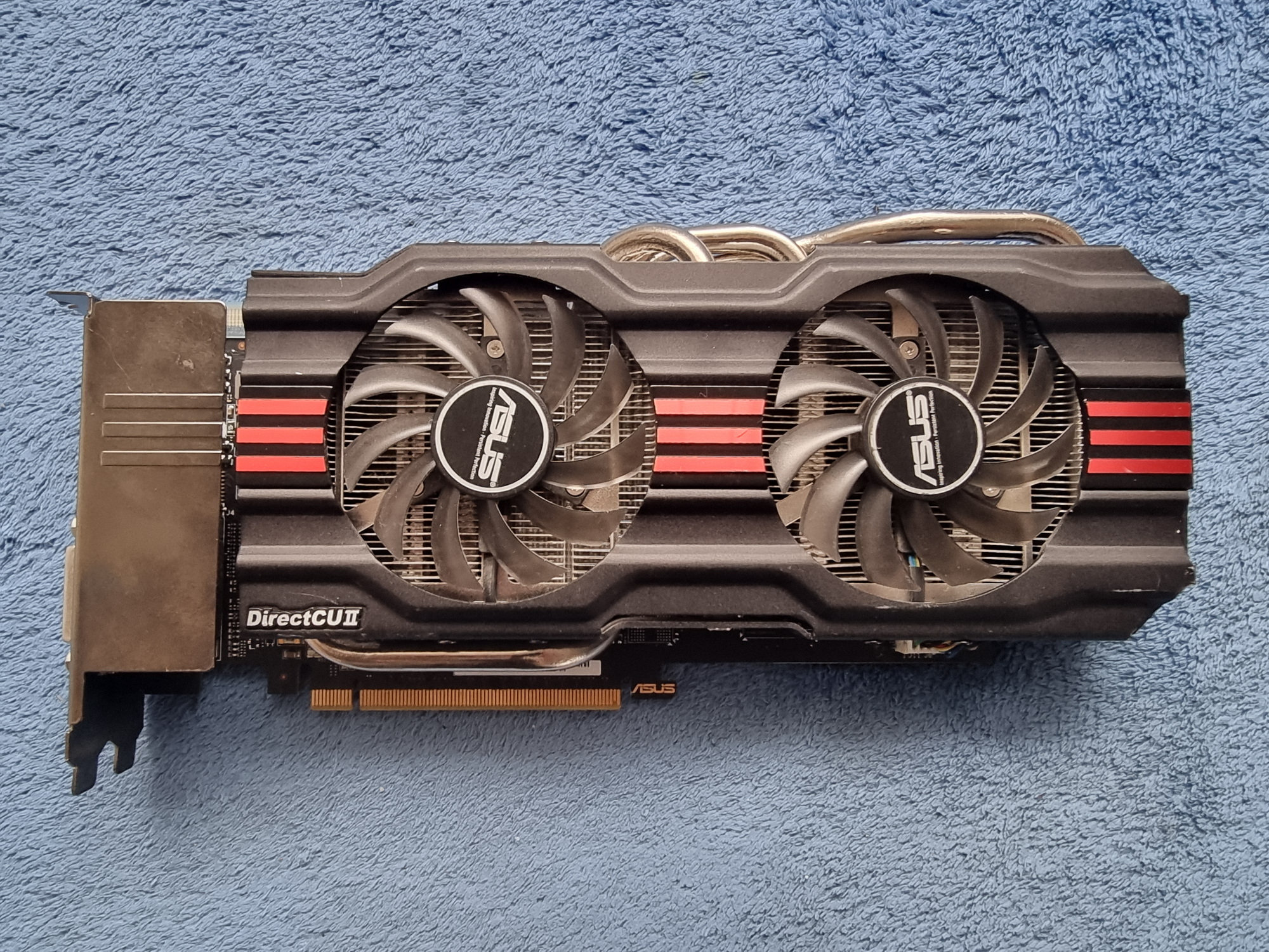 ASUS GTX GeForce 670 DirectCU II