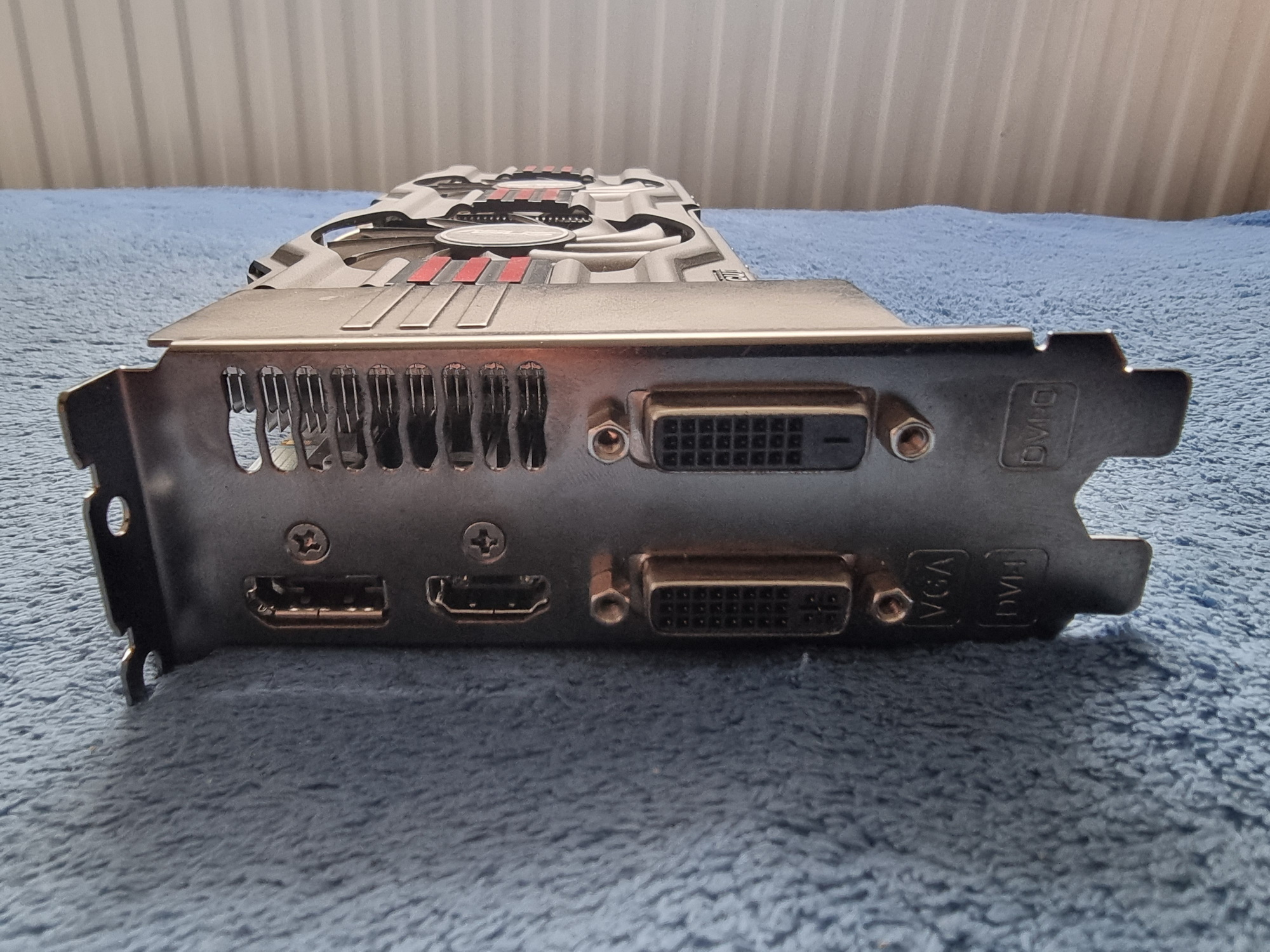 ASUS GTX GeForce 670 DirectCU II